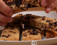 Barritas de galleta con nueces y chocolate, la mejor receta para la merienda