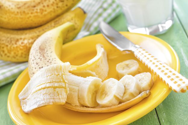 El truco definitivo para hacer madurar los plátanos rápidamente