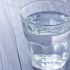 Cuántos litros de agua debemos beber al día