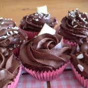 Cupcakes de brownie de almendra
