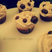 Cupcakes de chocolate y vainilla decorados - Paso 1