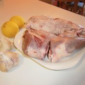Paletilla de cordero al horno (asado tradicional) - Paso 1