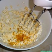 Bizcocho de queso cremoso y limón - Paso 1