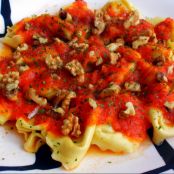 Tortellini de espinacas con salsa de tomate y nueces - Paso 6