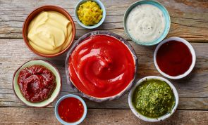 Las 30 salsas caseras que todo cocinero debe saber preparar