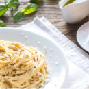 La receta clásica de pasta italiana con solo 5 ingredientes y lista en minutos