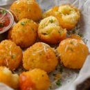 Croquetas de macarrones con queso ¡crujientes por fuera, cremosas por dentro!