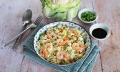 Arroz de coliflor con gambas: sabroso, rápido y bajo en carbohidratos