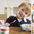 ¿Qué deben desayunar los niños antes de ir a la escuela?