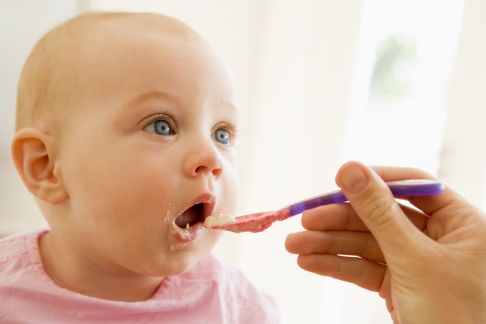 ¿Qué se le da de comer a los bebés en el resto del mundo?