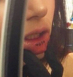 Kendall Jenner gets a FACE TATTOO