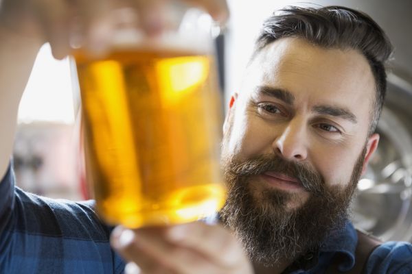 &iquest;Sabes c&oacute;mo influye la CERVEZA en tu VIDA SEXUAL?