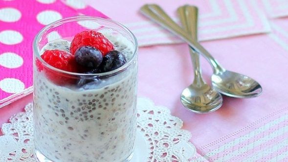 Descubre este maravilloso pudding de chía y frutos rojos