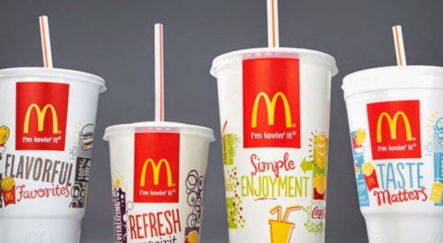 ¡ADIÓS A LAS PAJITAS DE PLÁSTICO!