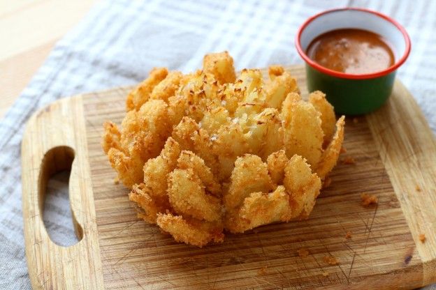 Aprende hacer una flor de cebolla frita