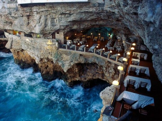 Restaurante Grotta Palazzese en Italia