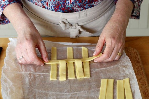 1. Cortamos la pasta