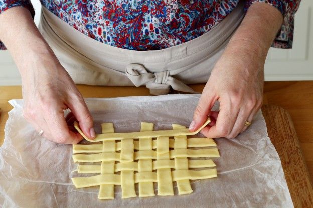 11. Ponemos la última tira horizontal