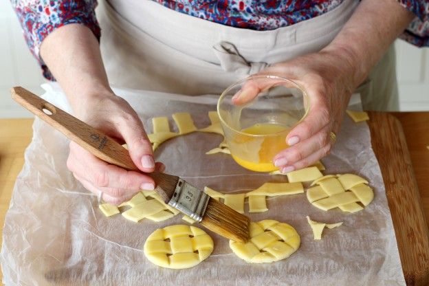 14. Pintamos las pastitas