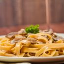7 recetas de pasta sin tomate para rebañar el plato
