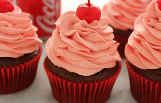 Muffins de Coca-Cola de cereza