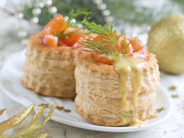 Vol-au-vent de salmón ahumado, hinojo y eneldo