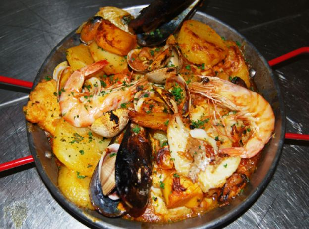 patatas asadas con marisco