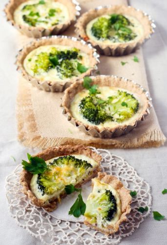 Mini tartas de brócoli