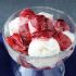 Fresas asadas como topping para helado o yogur