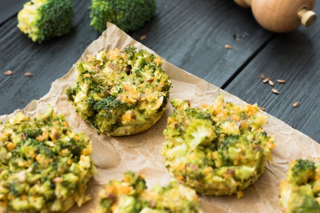 Muffins de brócoli con queso