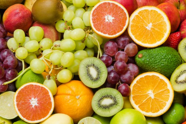 #3 La fruta contiene hidratos de carbono y, por tanto, sólo debe disfrutarse con moderación