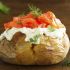 Patata rellena con salmón