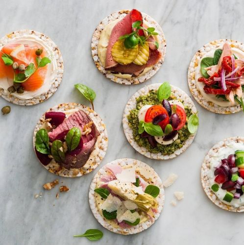 11 maneras de darle onda a las galletas de arroz