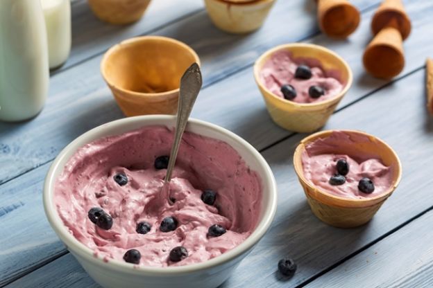 14. Helado de arándanos