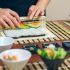 sushi saludable de quinoa con aguacate
