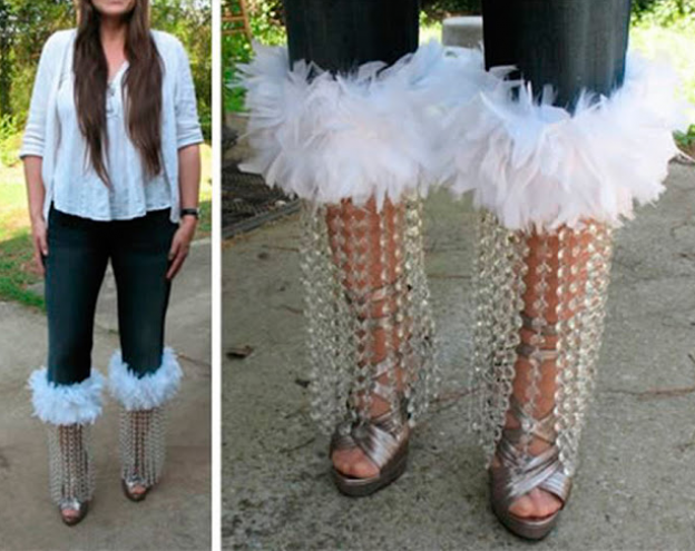 CON ADORNOS ESTILO LÁMPARA