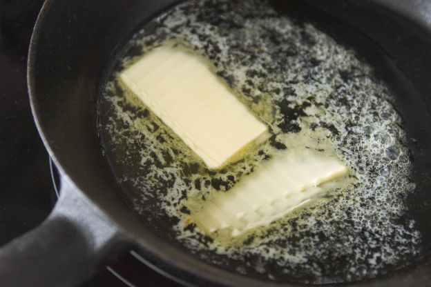 Cocinar con mantequilla, ¿es posible?