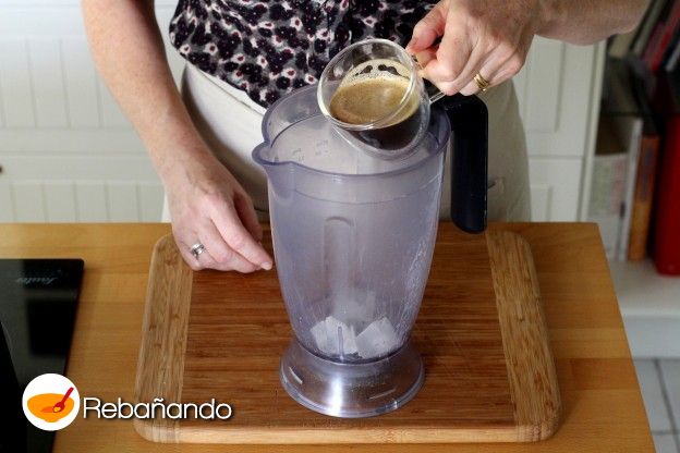 2. Añadimos el expreso