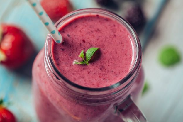 Smoothie de frutas del bosque