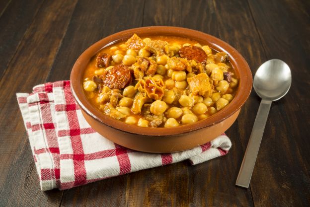 Callos con garbanzos