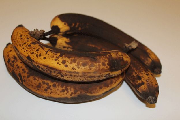 Beneficios de comer plátanos MUY maduros