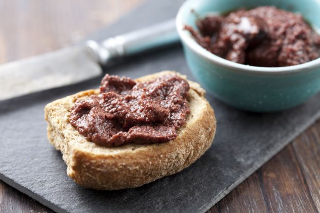 Paté de aceitunas negras