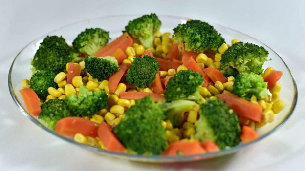 1. ensalada de brócoli