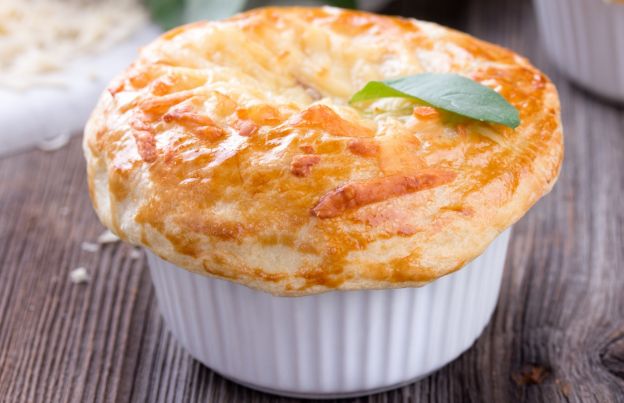 Tarta salada de pollo