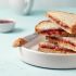 Sándwich de mantequilla de maní y mermelada