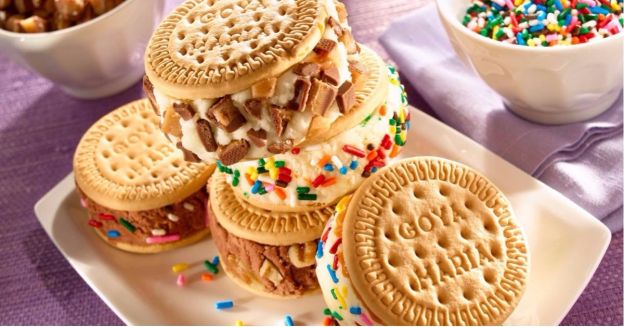 Helado de galletas marías