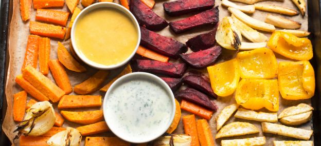 Verduras de otoño con dip cremoso