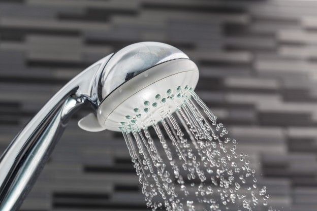 Evita los baños de tina