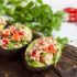 Aguacates rellenos de atún