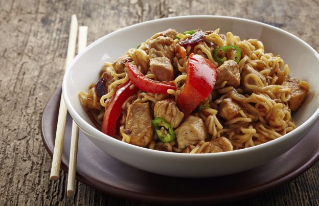 Chow Mein de pollo